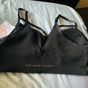 ⚠️sold off posh⚠️NWT Victoria’s Secret